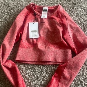 Gymshark cropped long sleeve.